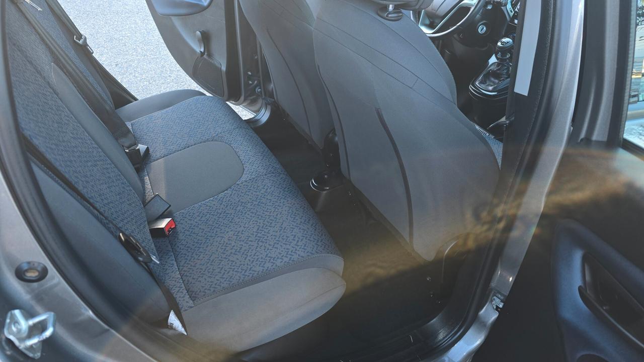 Lancia Ypsilon 1.0 FireFly 5 porte S&S Hybrid Gold