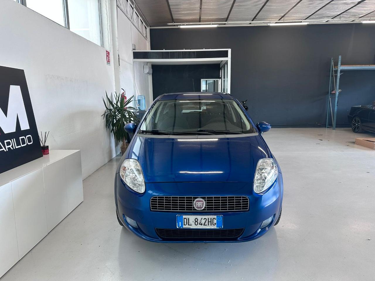 Fiat Grande Punto 5 Porte Grande Punto 5p 1.2 Active c/clima 65cv