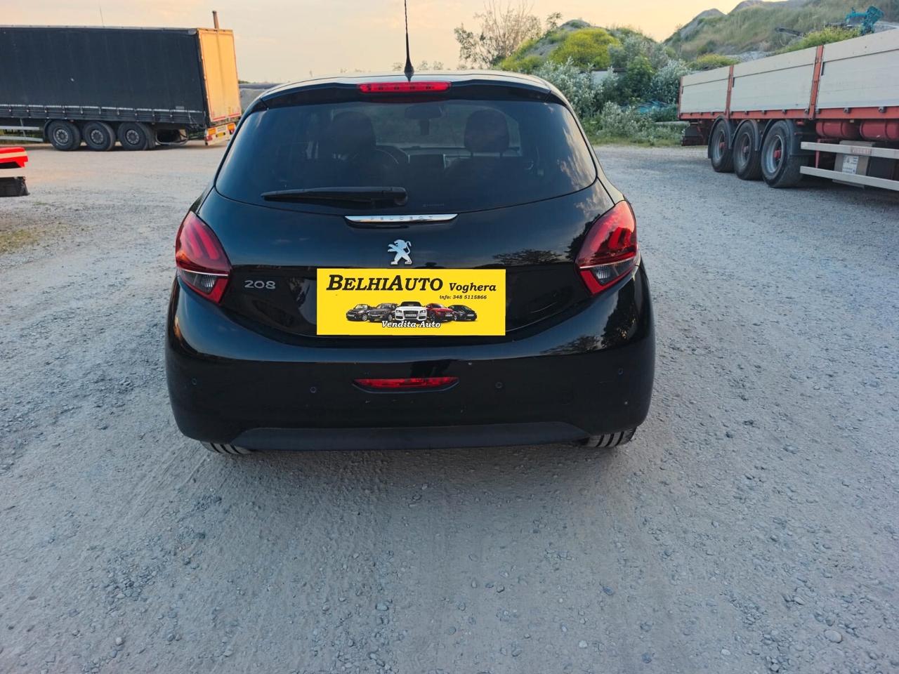 Peugeot 208 2019----1.2 Benzina Neopatentati