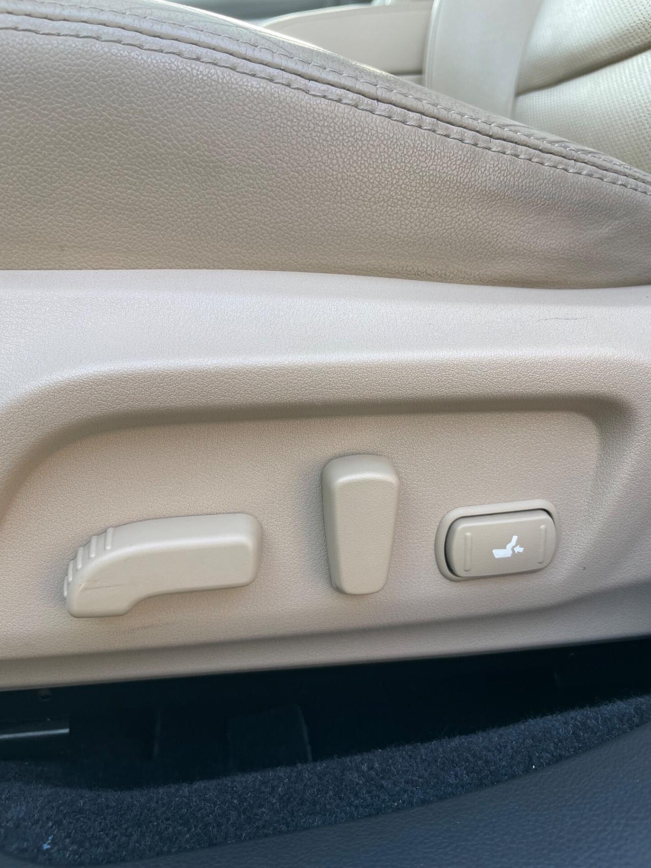 Subaru OUTBACK 2.0d Lineartronic Free