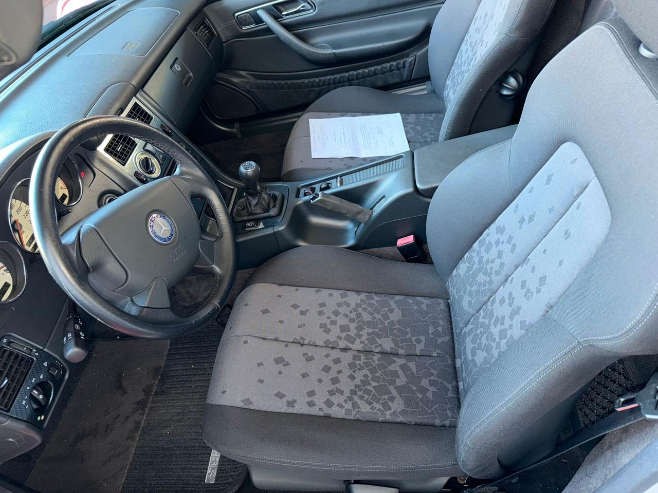 Mercedes-benz SLK 200