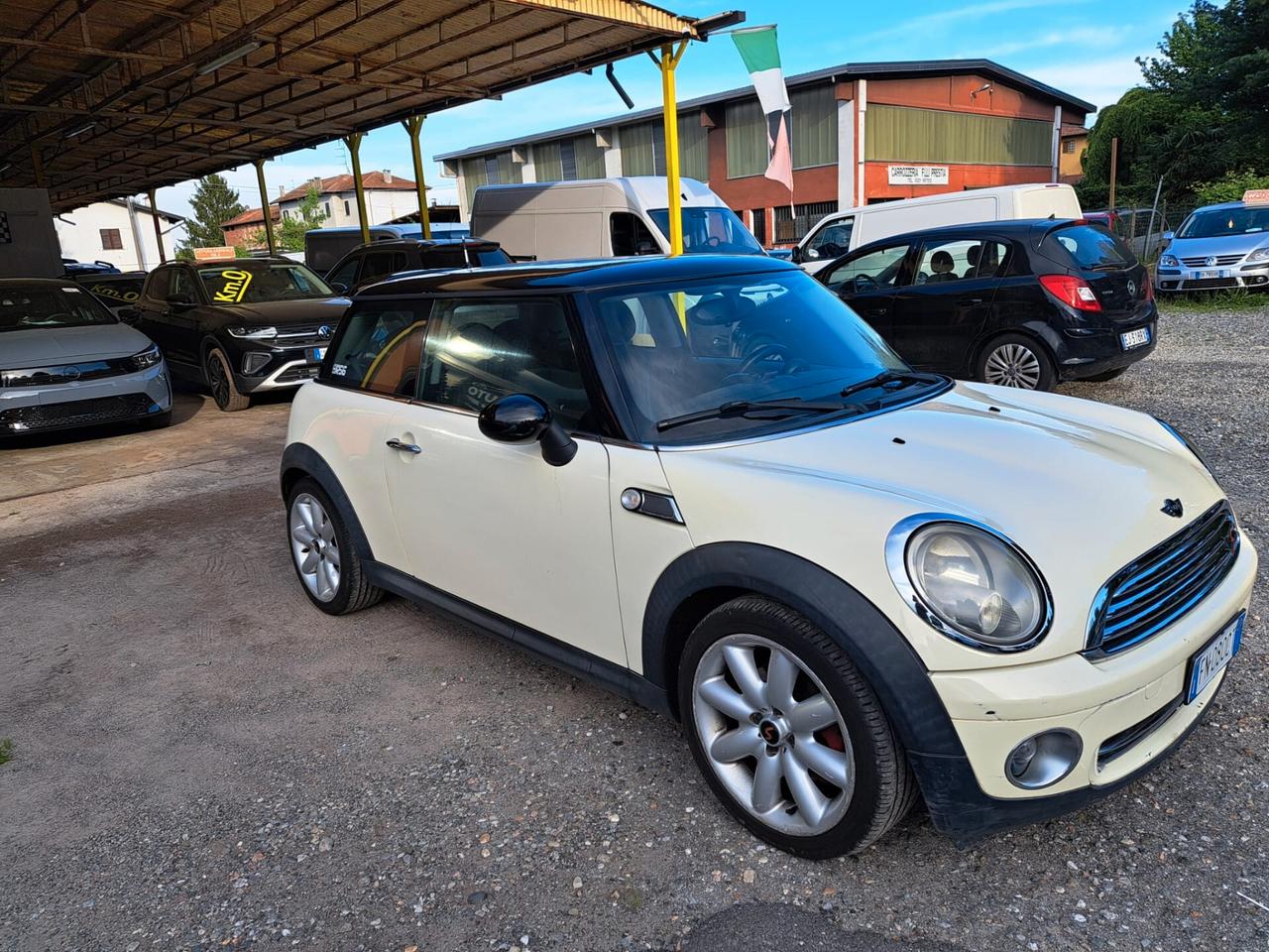 MINI ONE 1.4 16V 75 CV-NEOPATENTATI