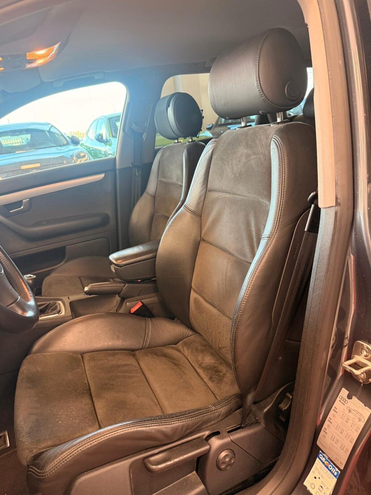 Audi A4 2.5 V6 TDI/180 CV quattro scritta ASI