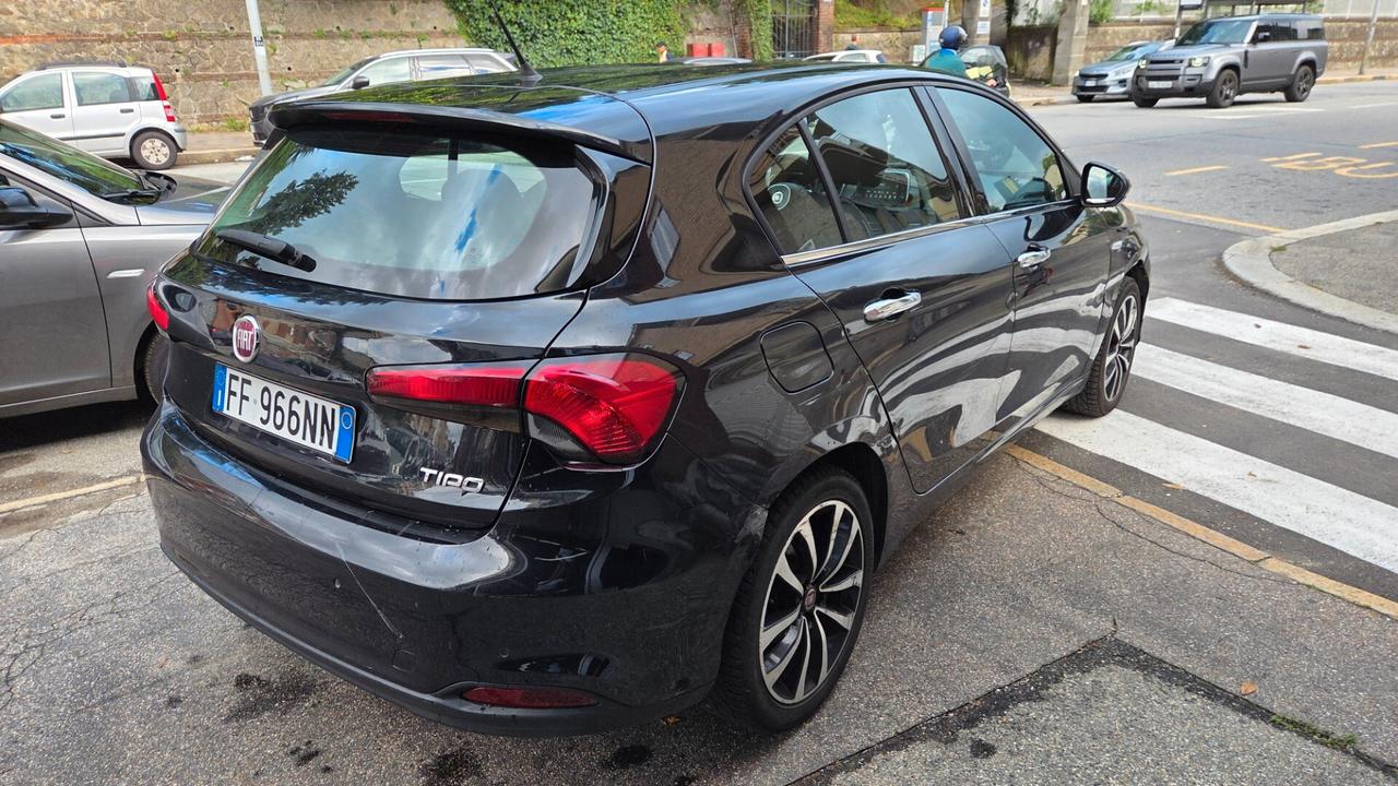 Fiat Tipo 1.6 Mjt S&S DCT SW Lounge