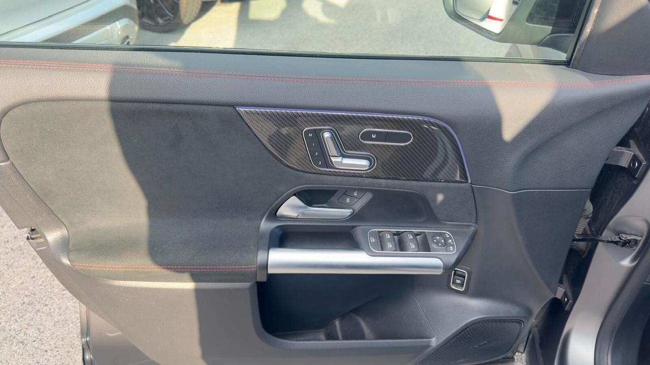 Mercedes-benz GLA 35AMG 4Matic RACE EDITION