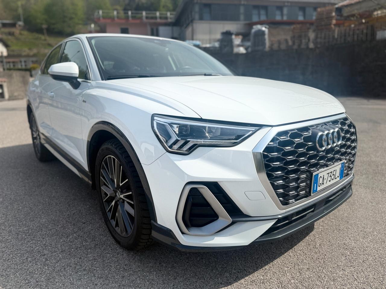 AUDI Q3 SPORTBACK S-TRONIC S-LINE 2.0 TDI 150CV