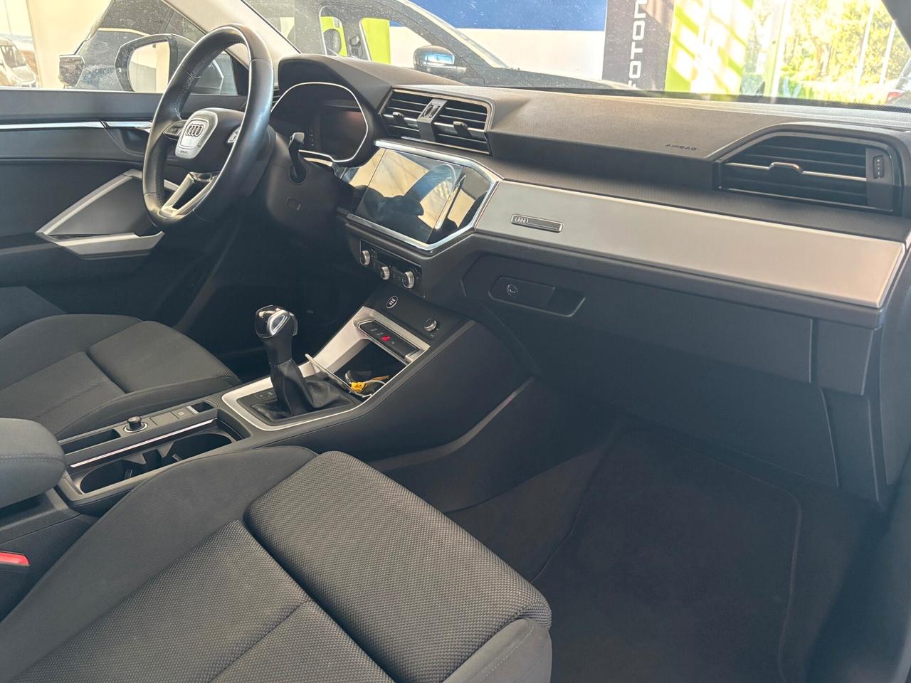 Audi Q3 35 TDI S tronic Business Advanced