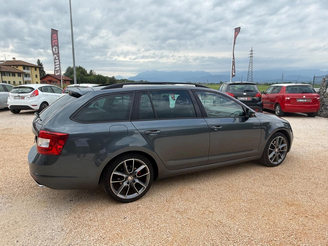 Skoda Octavia 2.0 TDI DSG Wagon VRS