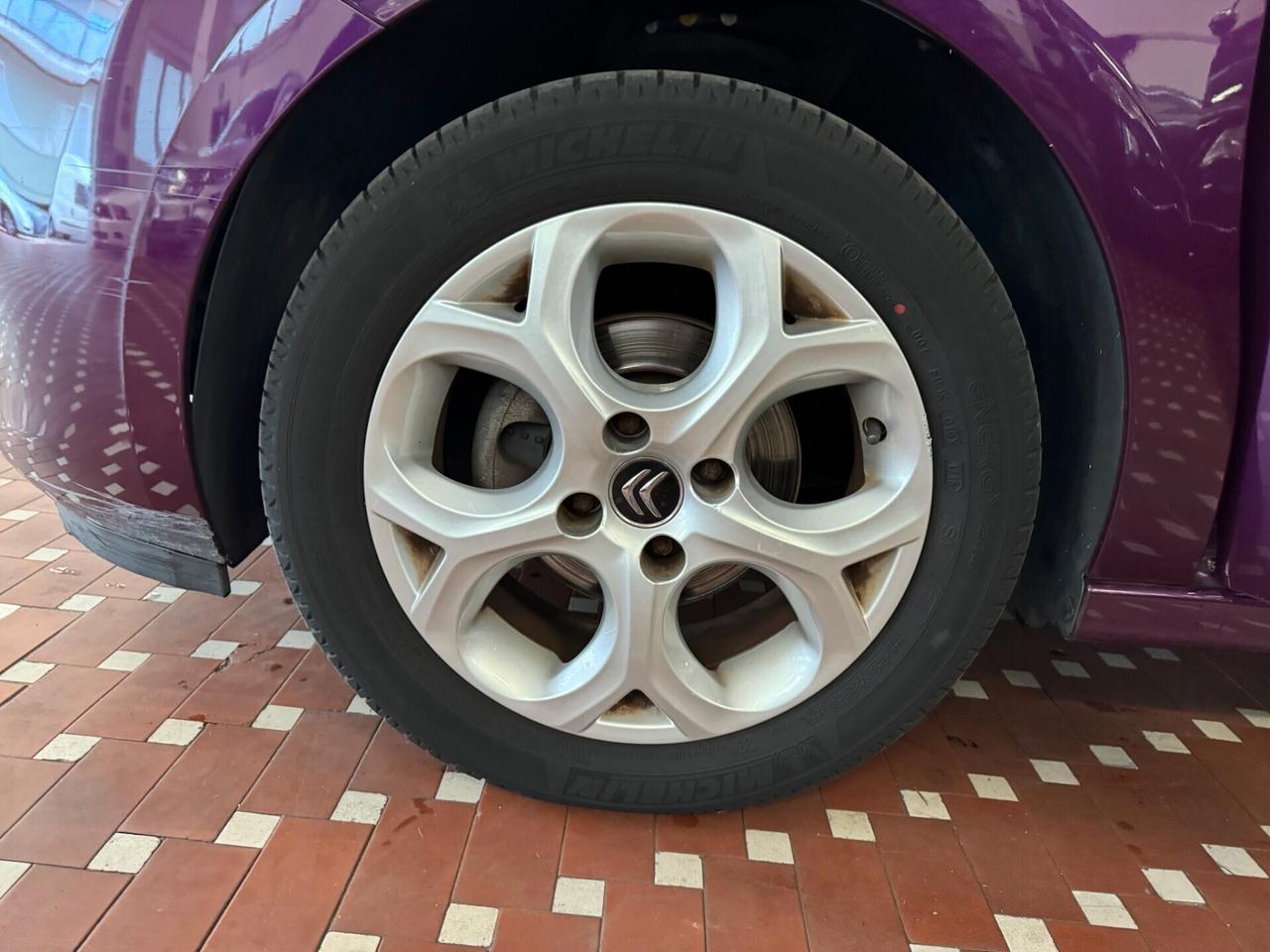 Citroen C3 PureTech 82 S&S ETG Exclusive - CAMBIO AUTOMATICO