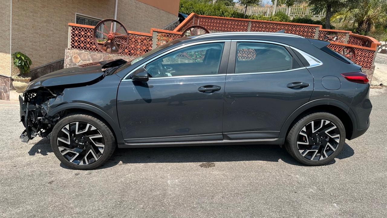 Kia XCeed 1.0 T-GDi GPL Style anno 2023 incidentata