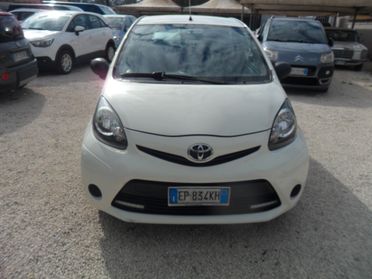 Toyota Aygo 1.0 12V VVT-i 3 porte Active Connect