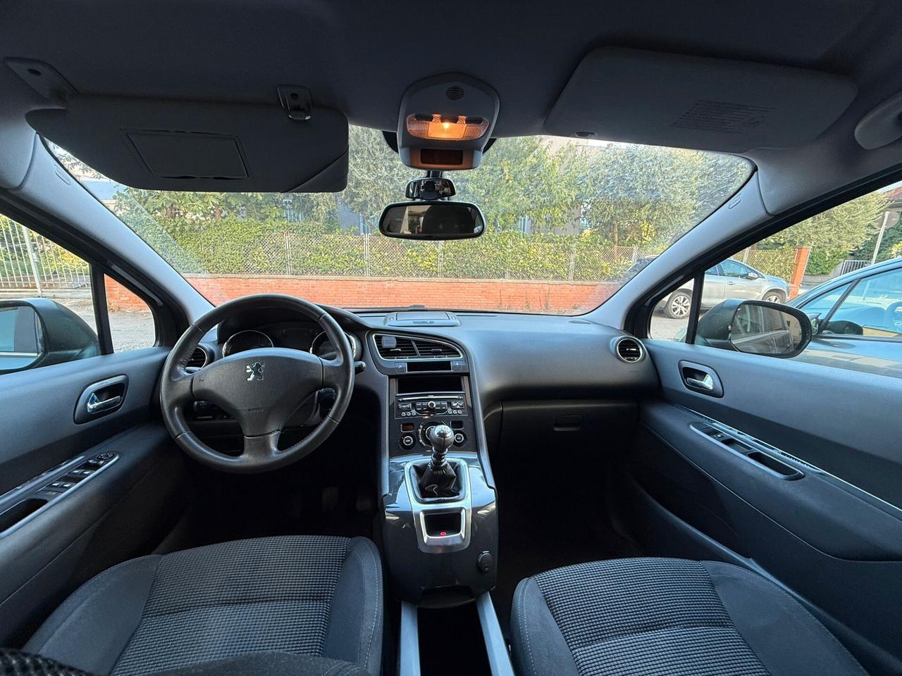 Peugeot 5008 2.0 HDi 150CV Business