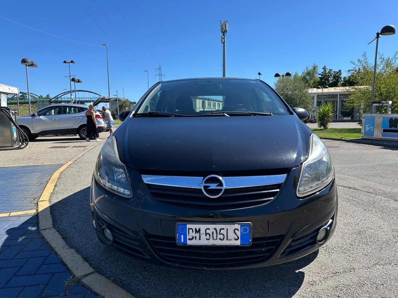 Opel Corsa 1.2 3 porte Sport BENZINA NEOPATENTATI