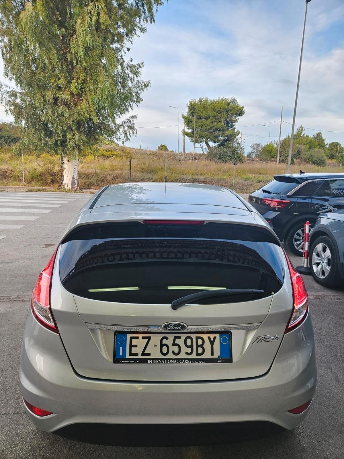 Ford Fiesta 5p. 1.4 BENZ/GPL Titanium 95cv