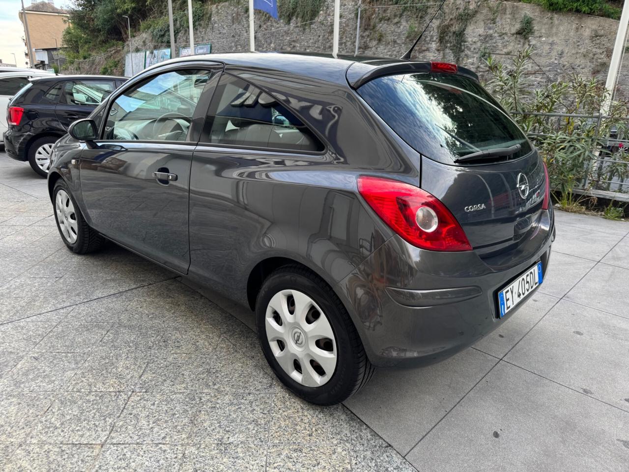 OPEL CORSA 1.2 NEOPATENTATI KM 59MILA