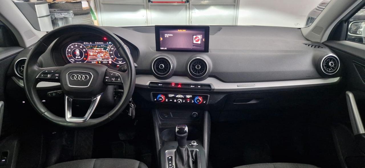 Audi Q2 35 TFSI S tronic Business Advanced