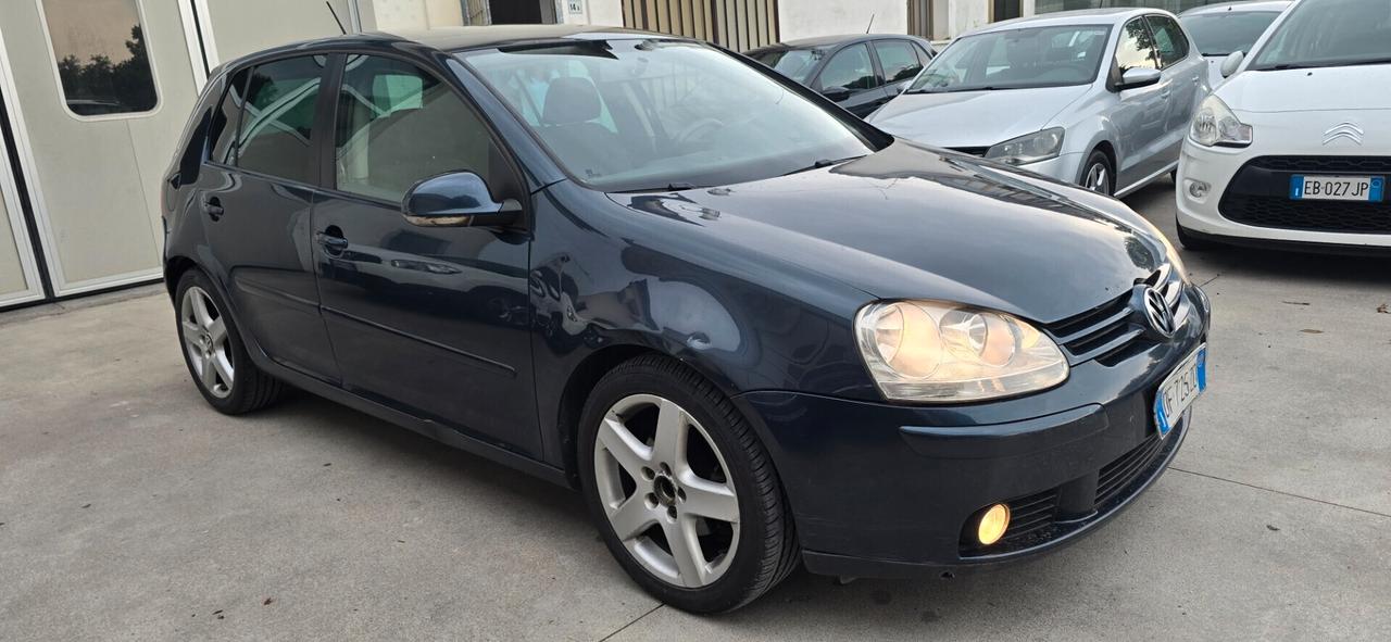 Volkswagen Golf 1.9 TDI DPF 5p. GT Sport