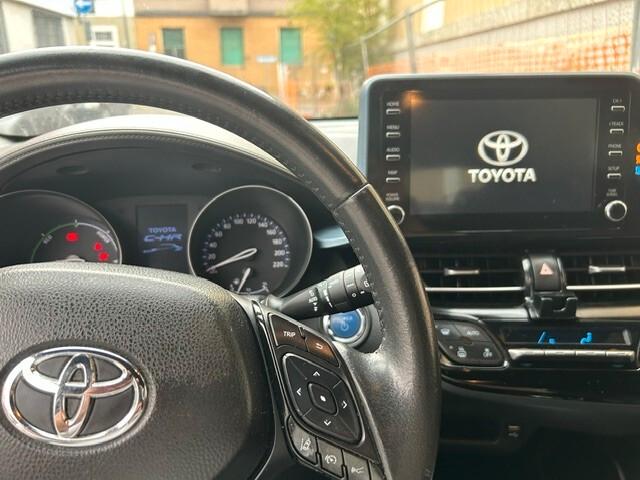 Toyota C-HR 2.0 Hybrid E-CVT Premiere