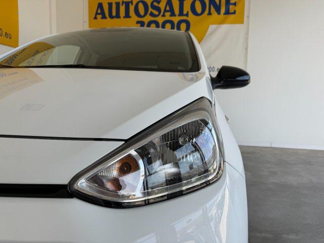 HYUNDAI i10 1.0 GPL Tech NEOPATENTATI / PREZZO REALE