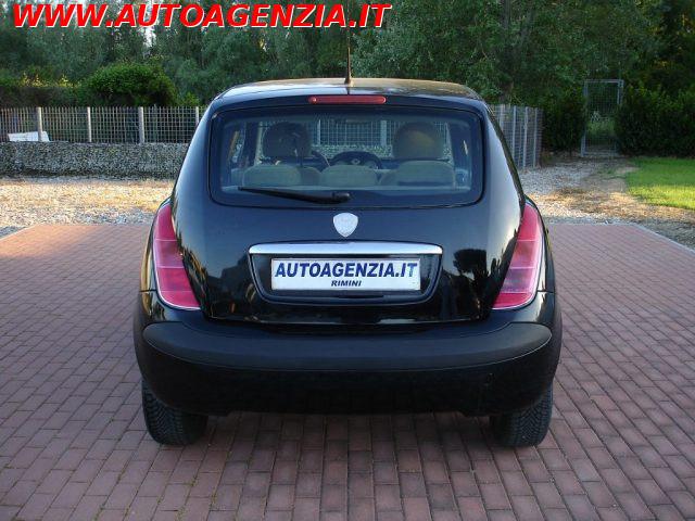 LANCIA Ypsilon 1.2