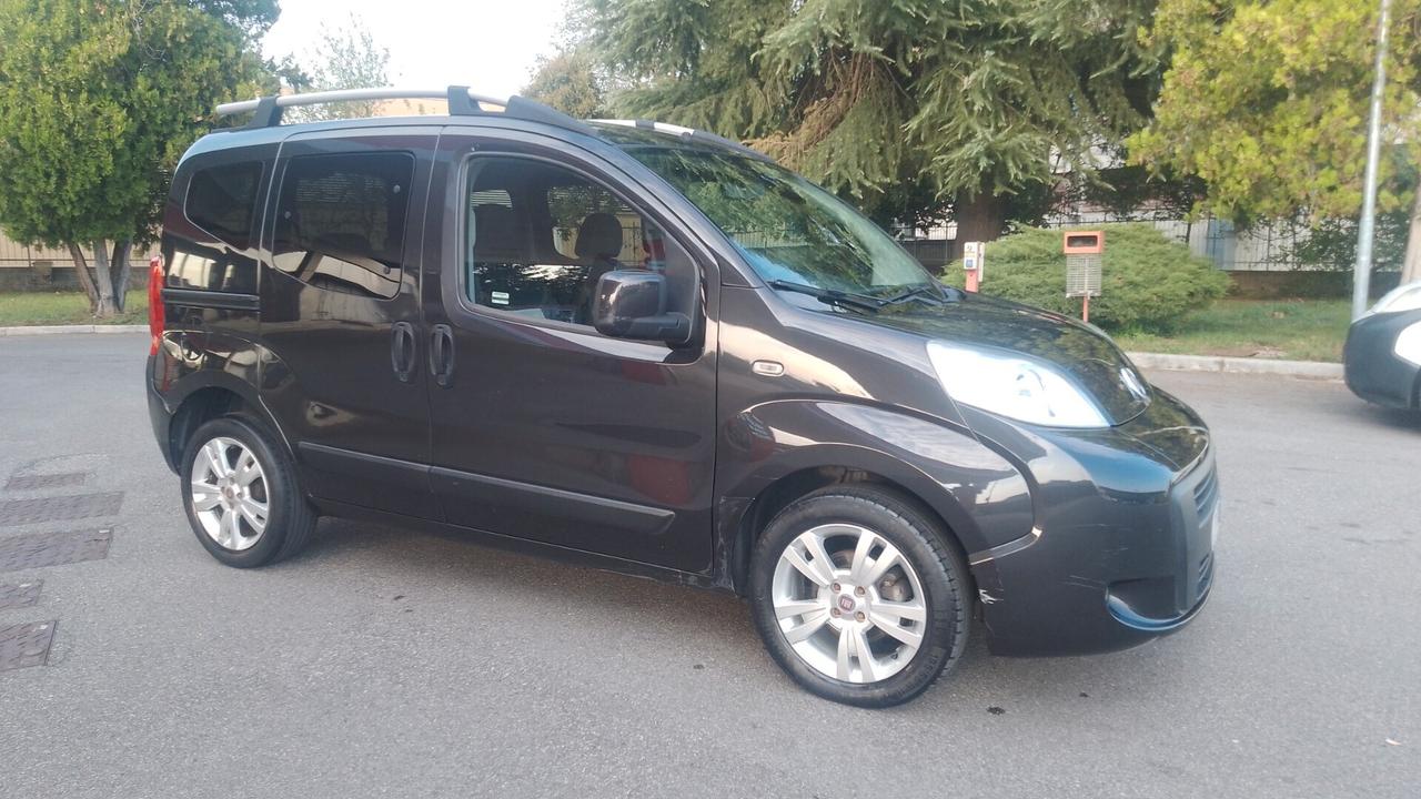 Fiat Qubo Fiat Qubo 1.3 Mjt vettura 2012 neopatentati 5 posti