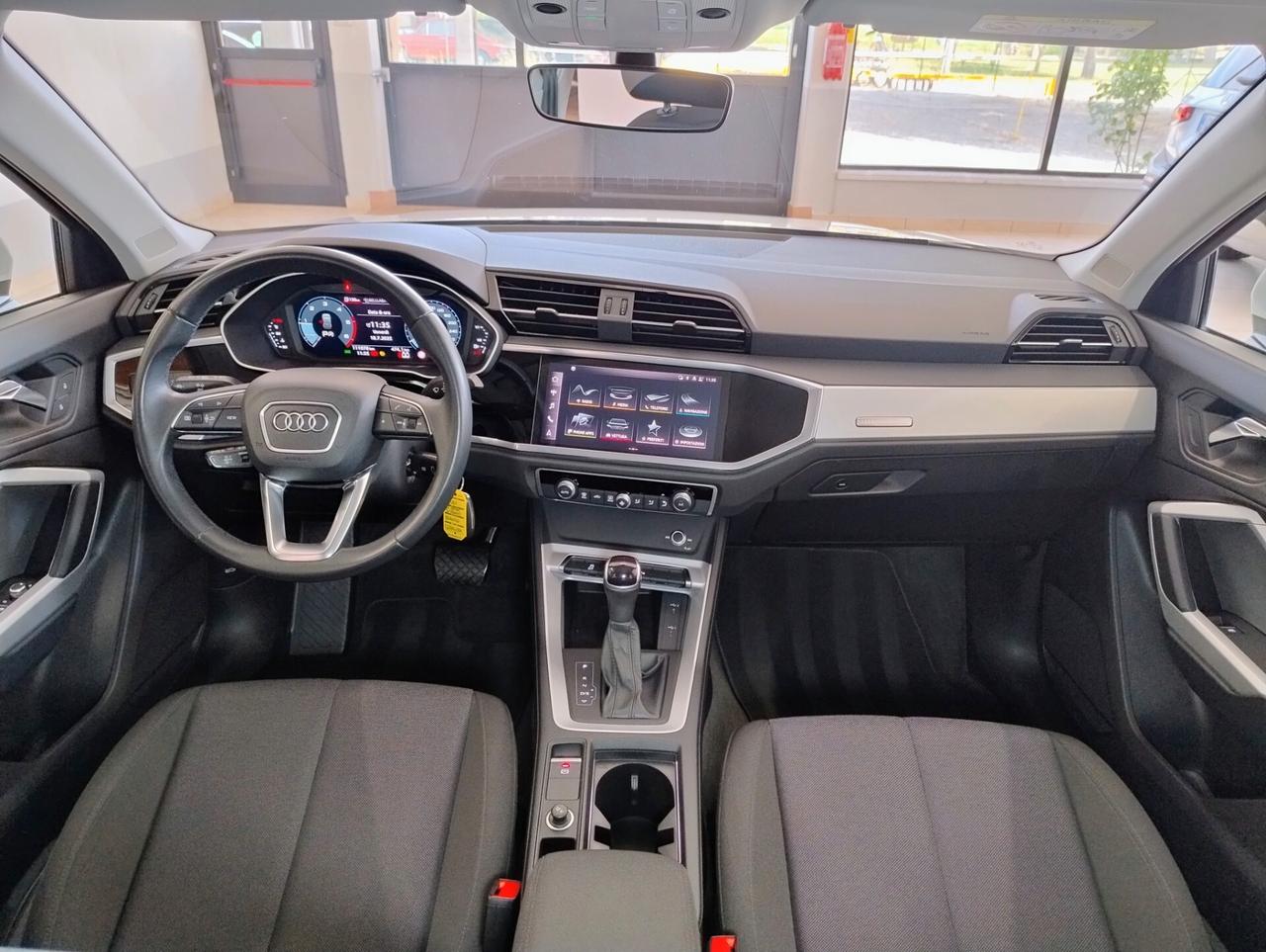 AUDI Q3 35 TDI S tronic ADVANCED LED CARPLAY ACC