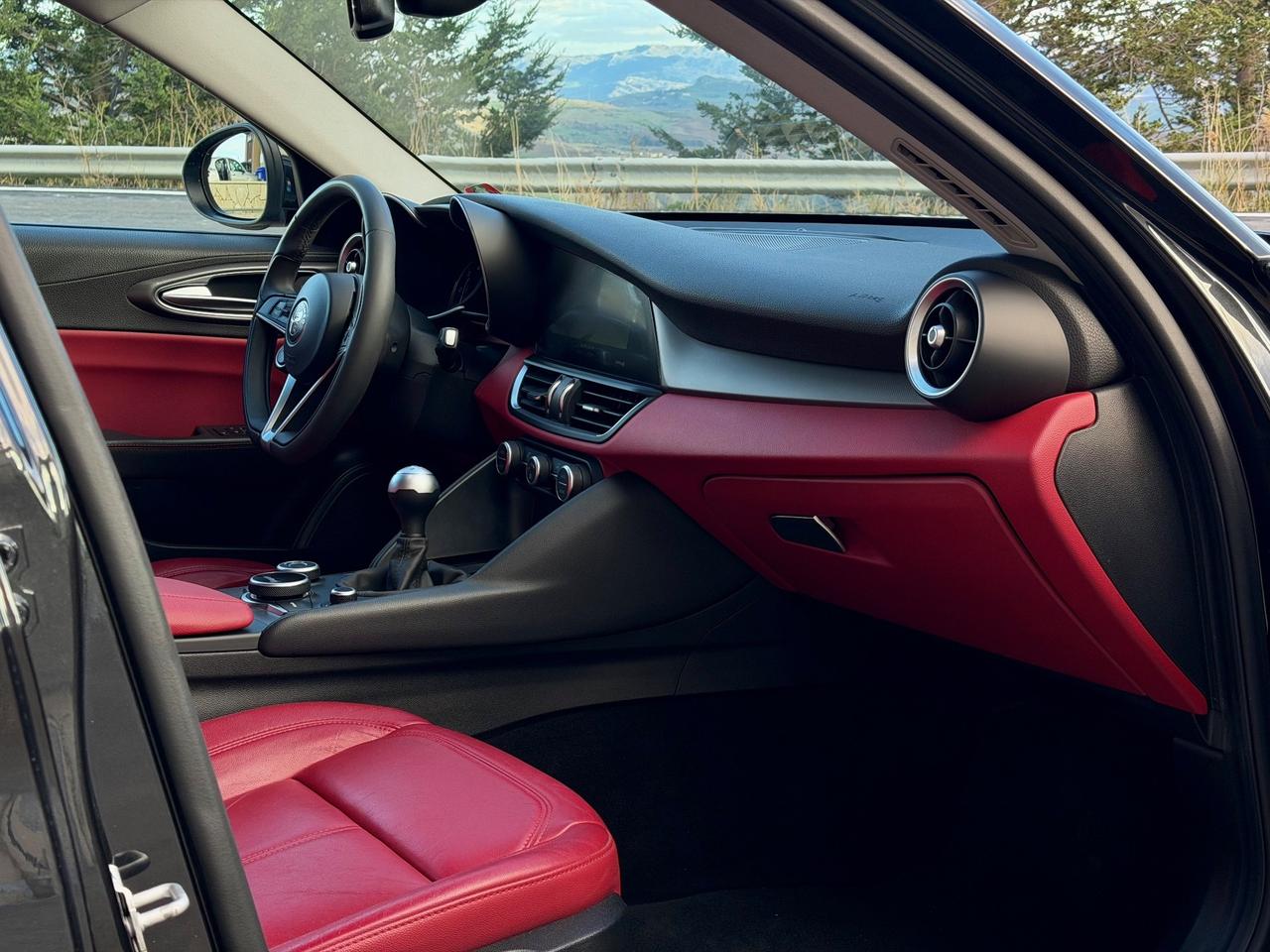 Alfa Romeo Giulia 2.2 JTDM 180 CV Super