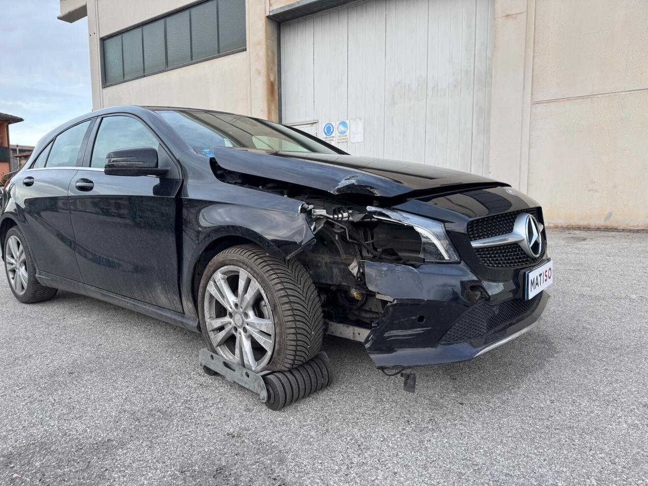 PACCHETTO: Classe A-Bmw 316D. NON SONO VENDIBILE SEPARATAMENTE