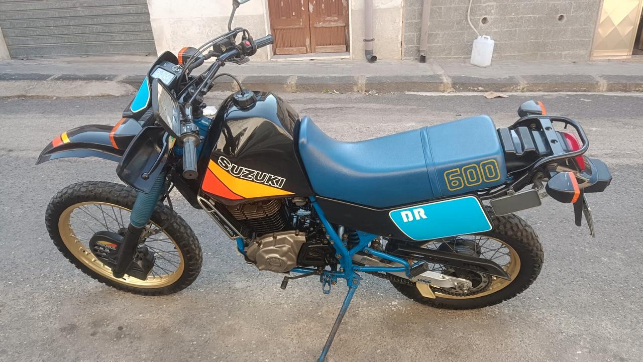 Suzuki DR 600