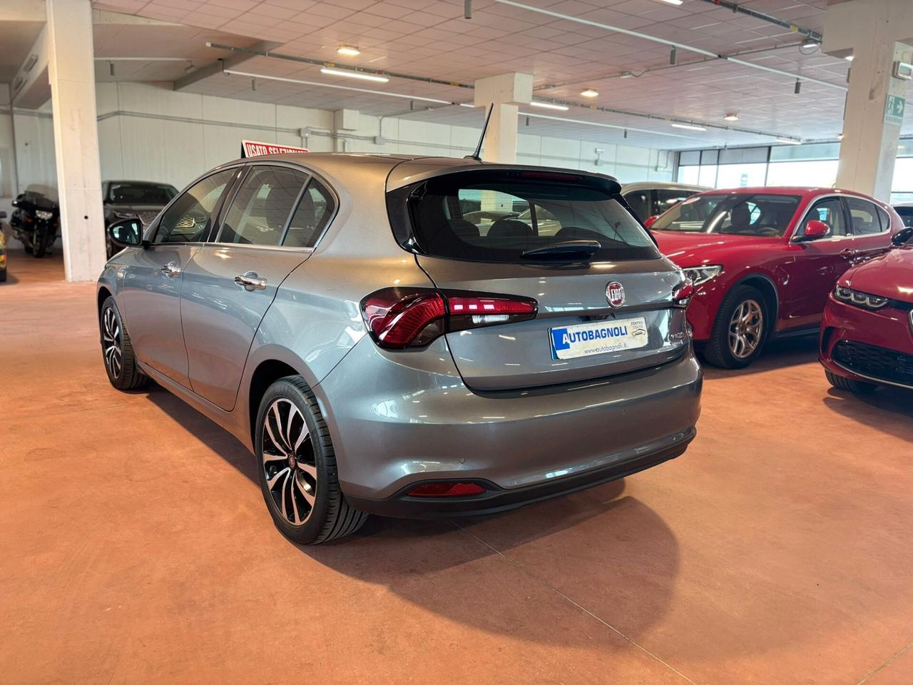 Fiat Tipo LOUNGE 1.4 5 porte 28000 KM