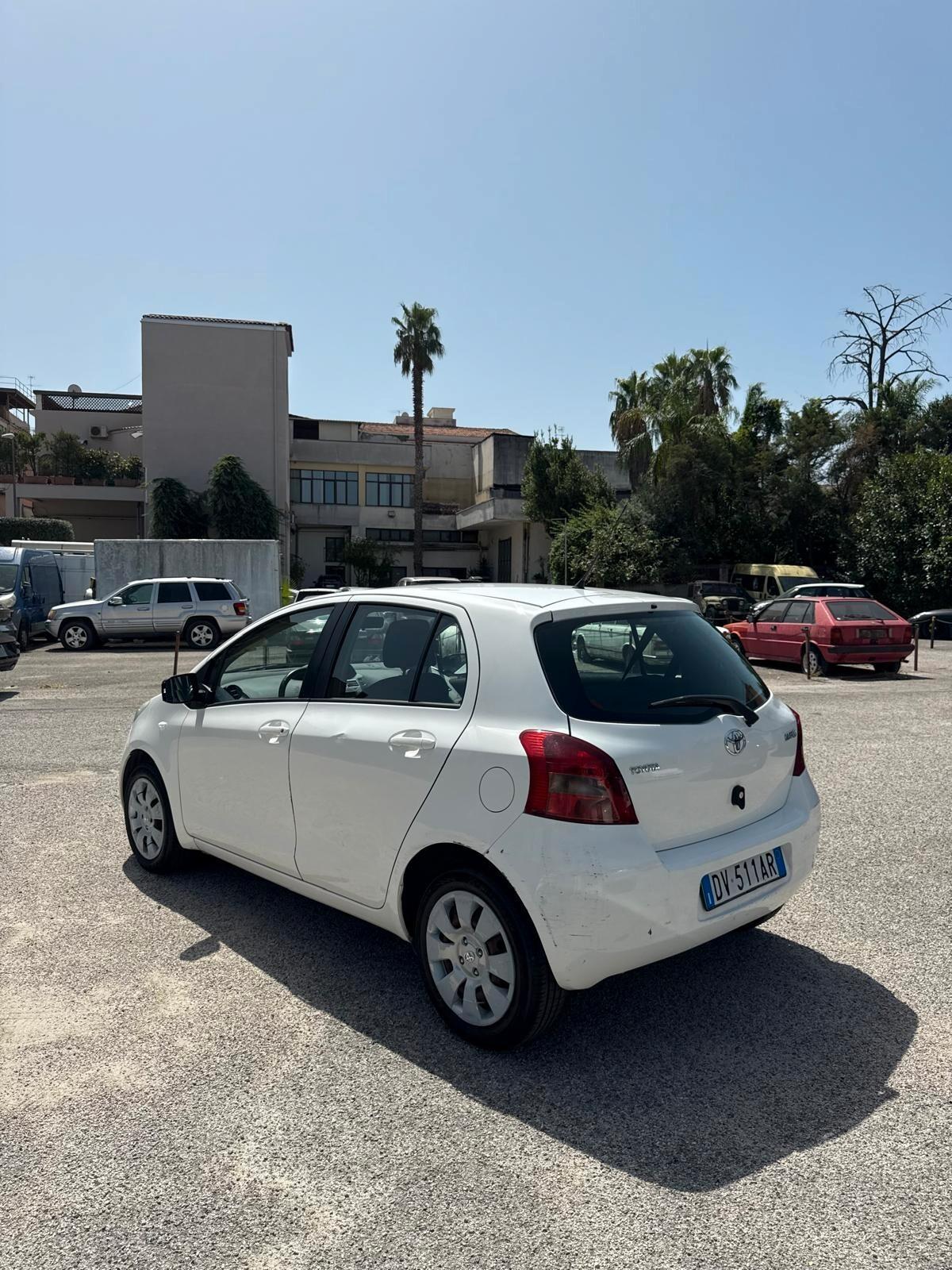 Toyota Yaris 1.0 5 porte 69CV - UNICO PROPRIETARIO