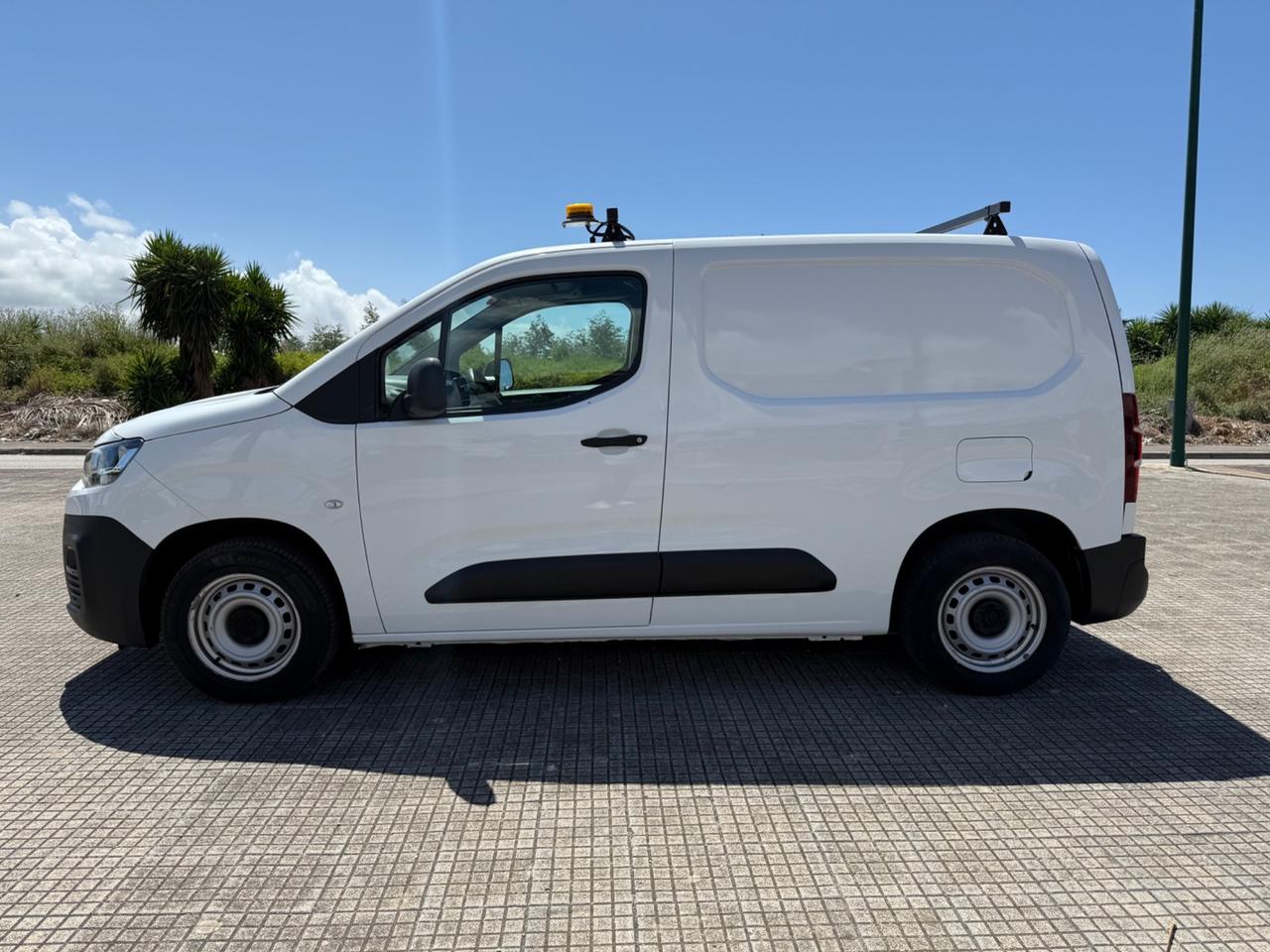 Citroen Berlingo BlueHDi 100 Van M Worker (1000Kg)