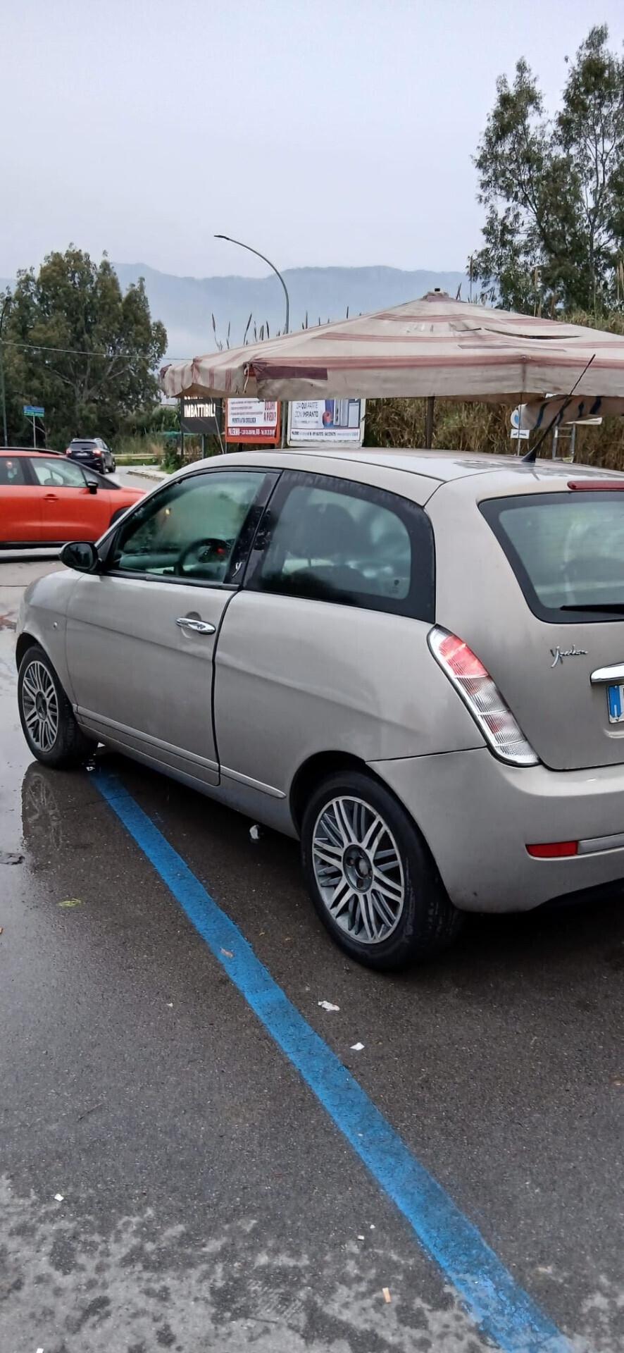 Lancia Ypsilon 1.3 MULTIJET 90 CV Platino