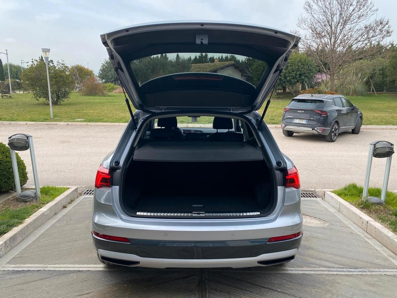 Audi Q3 35 TDI S tronic Business Advanced