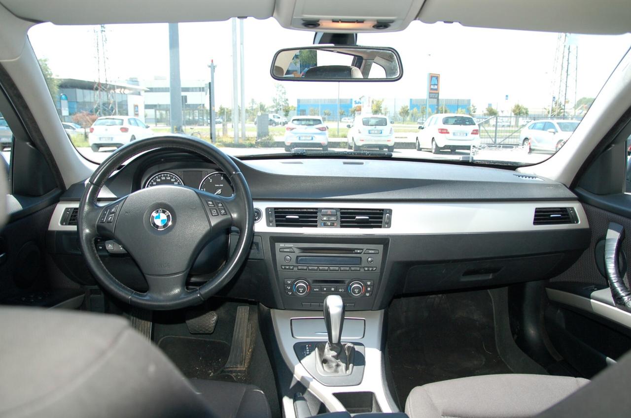 Bmw 320 320d cat xDrive Touring Attiva