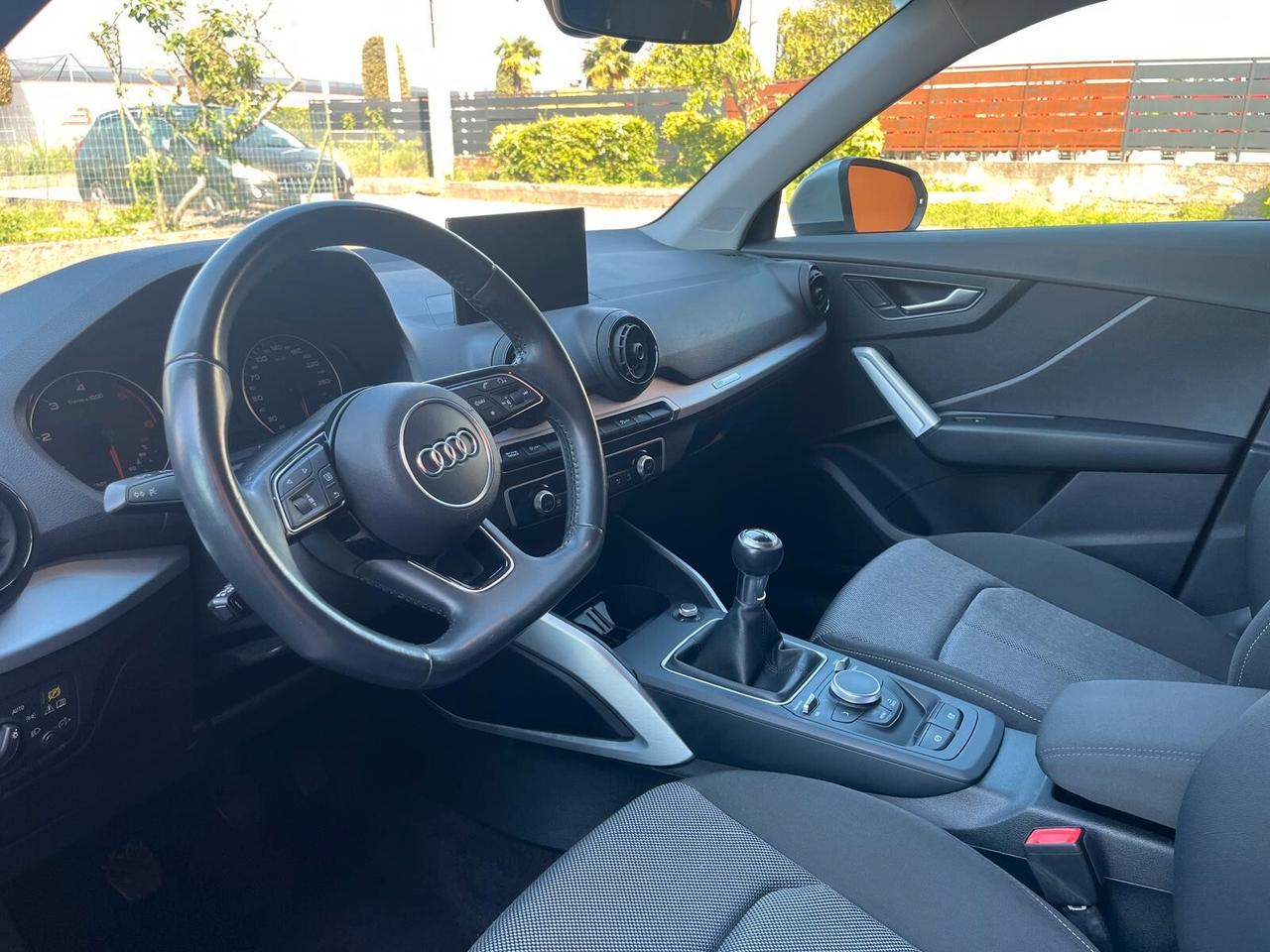 Audi Q2 30 TDI Business