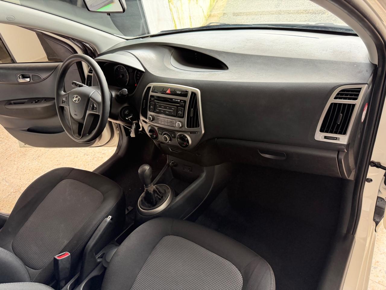 Hyundai i20 1.4 Turbo Diesel 2012