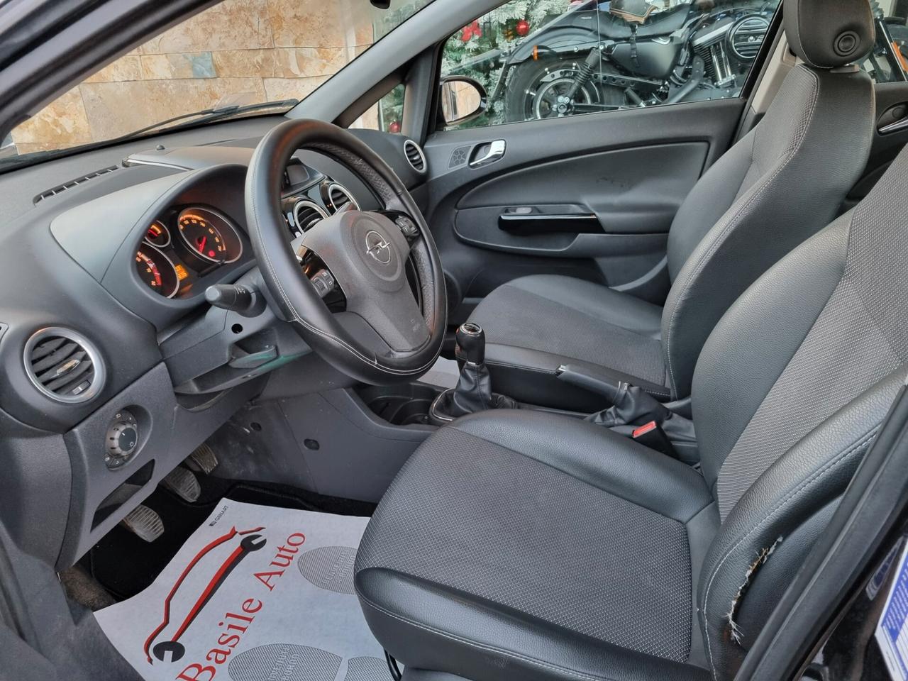 Opel Corsa 1.2 5 porte Enjoy