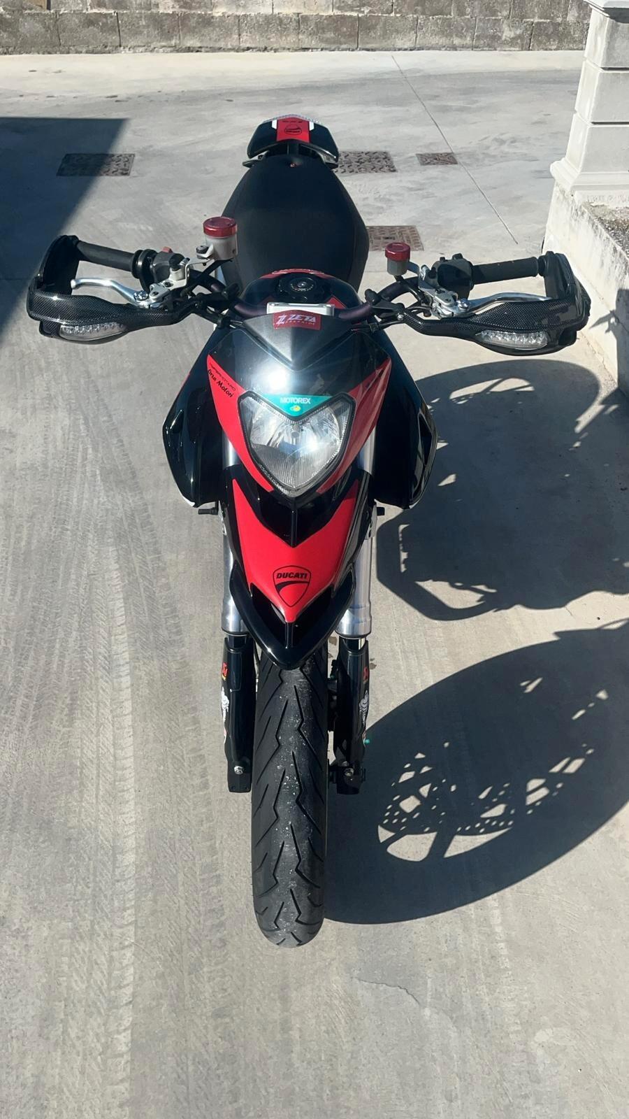 Ducati Hypermotard 1100 49.000km Scarico SC Carbon KIt