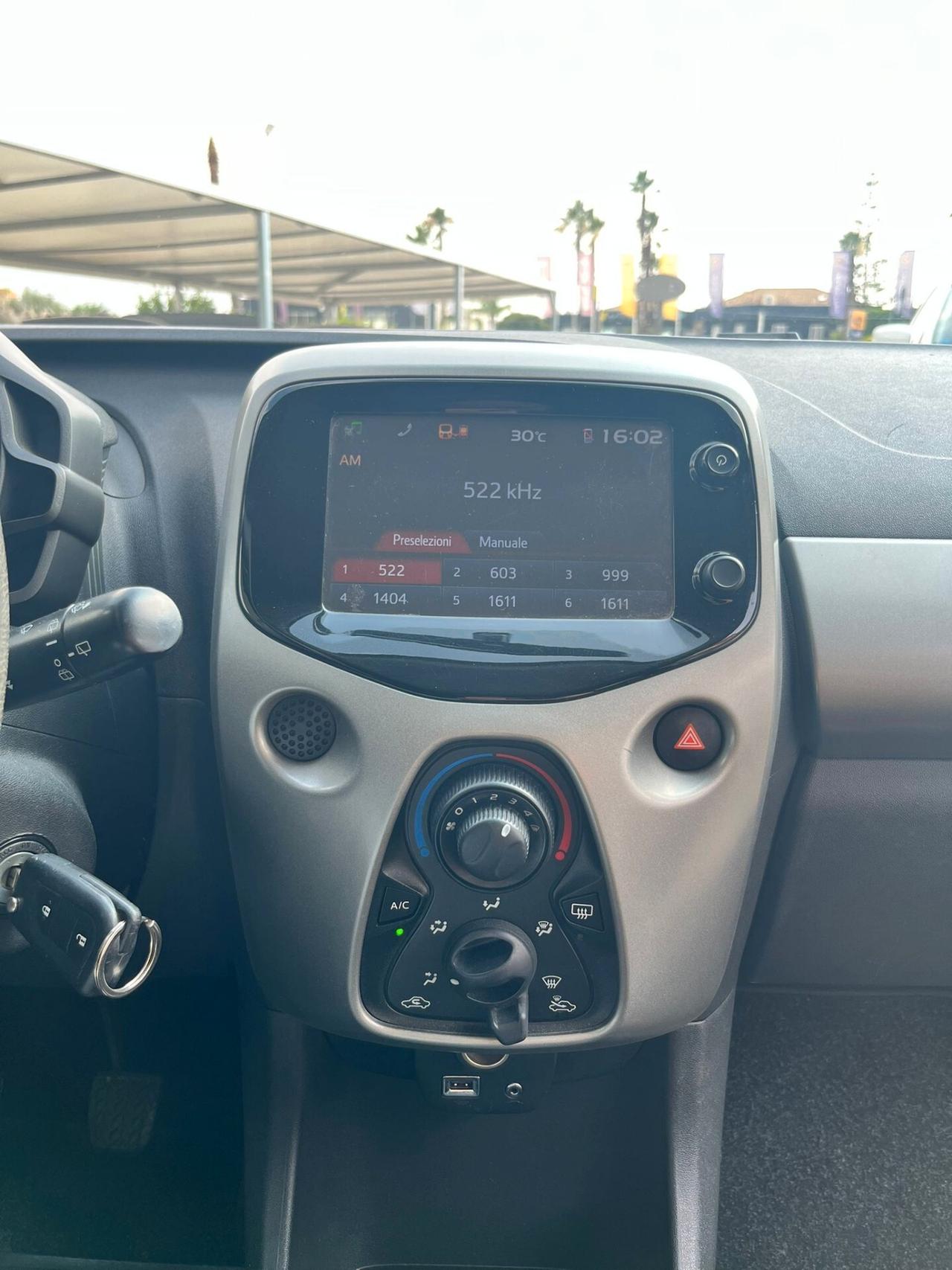 Peugeot 108 VTi 68 5 porte Allure TOP!