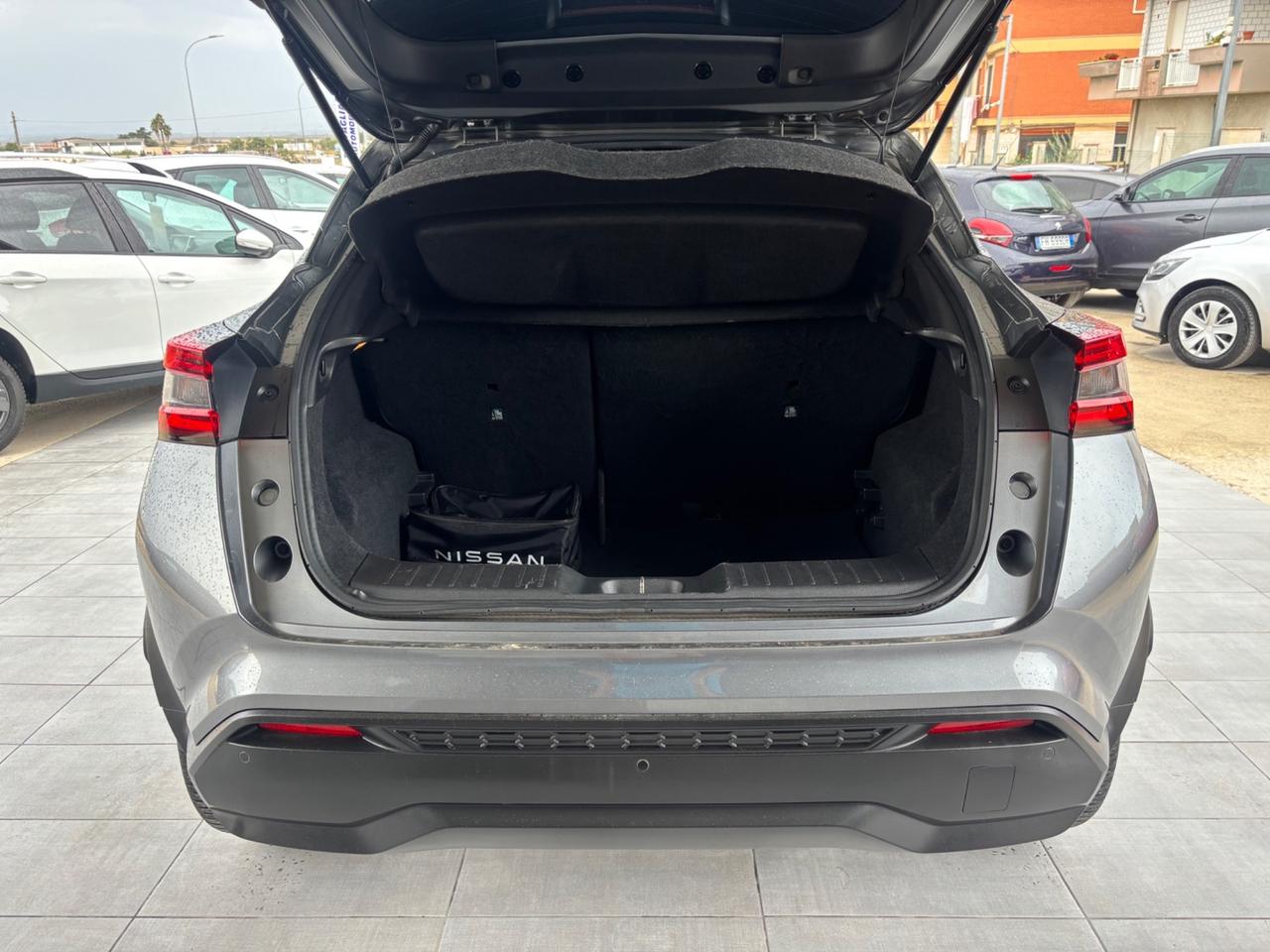 Nissan Juke 1.0 DIG-T 114 CV Tekna