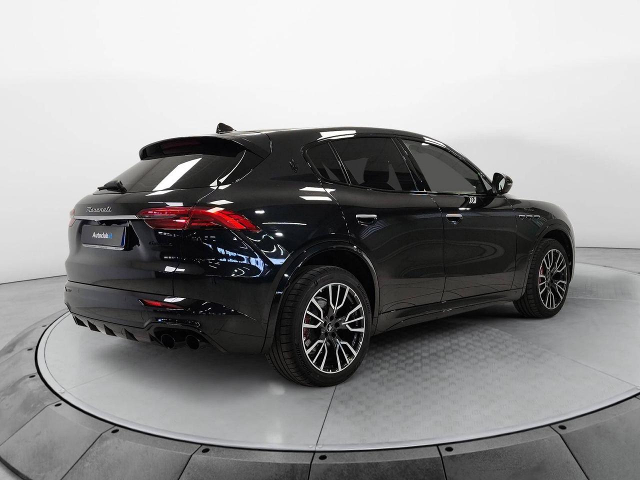 Maserati Grecale Modena 330cv