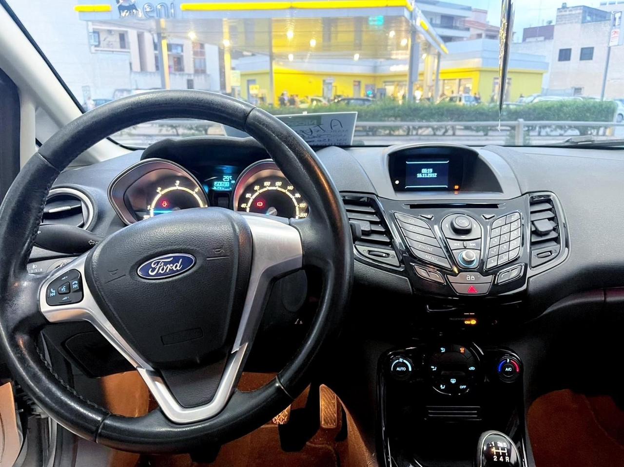 Ford Fiesta 1.5 TDCi 75CV 5 porte Titanium