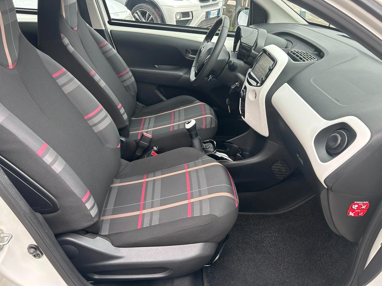 PEUGEOT 108 1.0 VTI 69CV - OK NEOPATENTATI