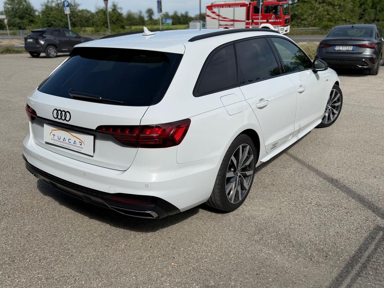 Audi A4 S Line 2.0 40 TDI #10706