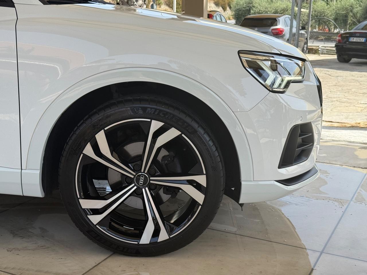 Audi Q3 40 TDI quattro S tronic line edition