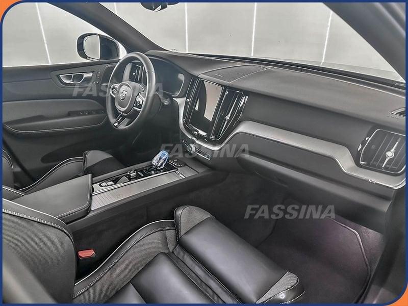 Volvo XC60 XC60 T6 Plug-in hybrid AWD automatico Plus Dark