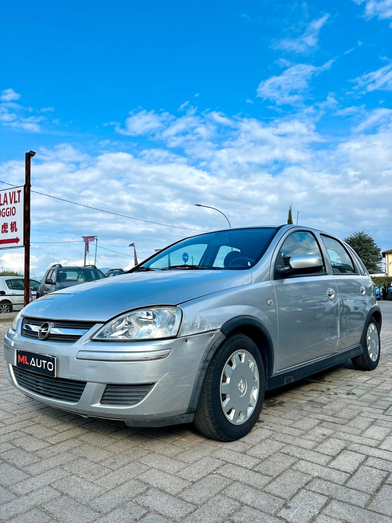 Opel Corsa 1.2 5 porte Cosmo - OK NEOPATENTATO