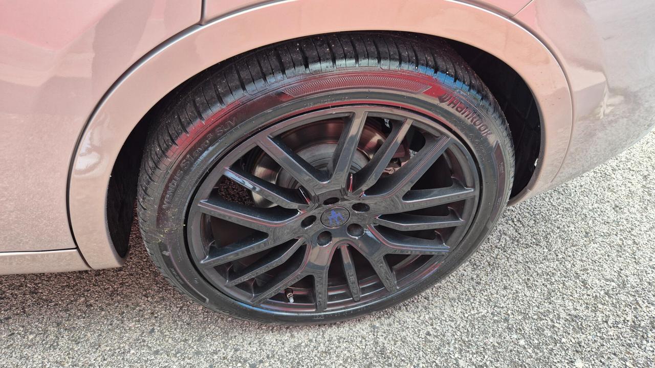 Maserati Levante V6 Diesel AWD Gransport