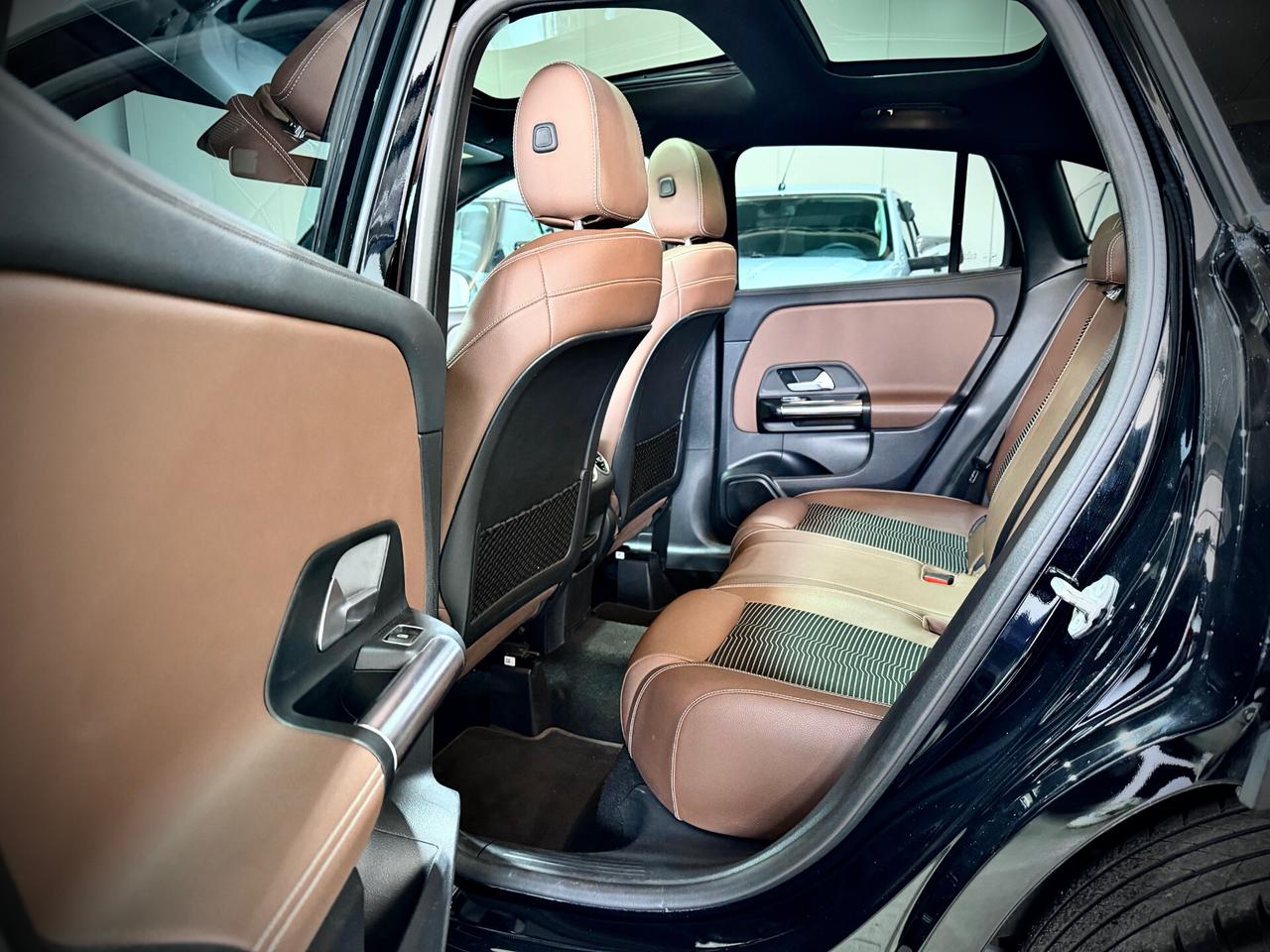 Mercedes-Benz GLA 200 d 150CV Sport AMG